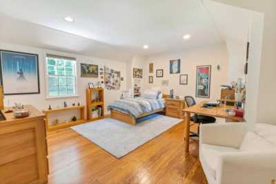 Home For Sale in Scarsdale, New York