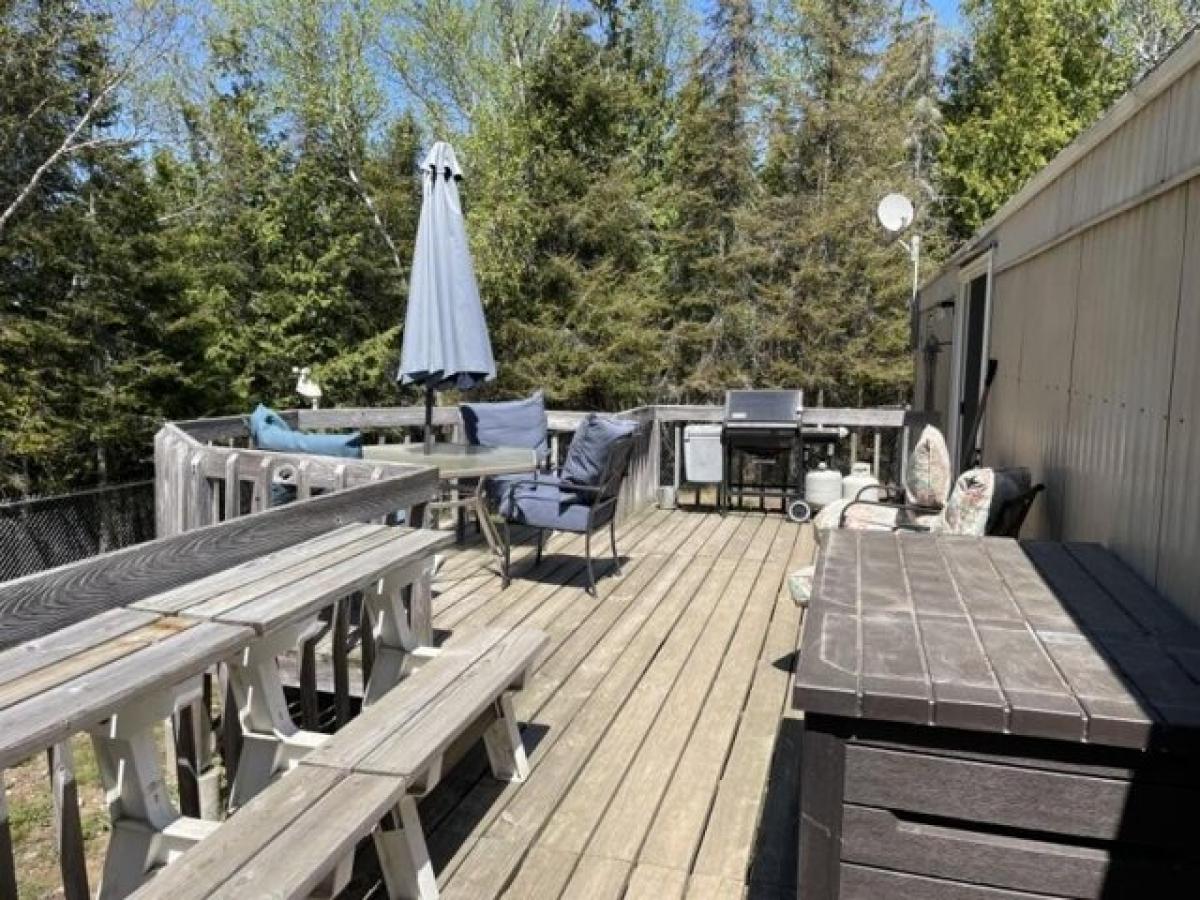 Picture of Home For Sale in Drummond Island, Michigan, United States