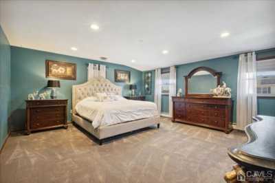 Home For Sale in Fords, New Jersey