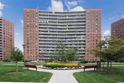 Home For Rent in Rego Park, New York