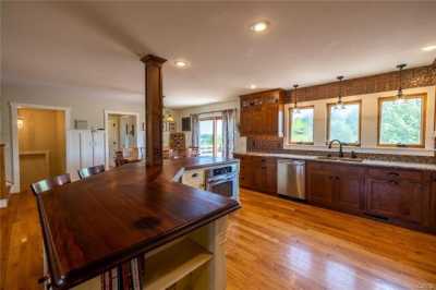 Home For Sale in Canastota, New York