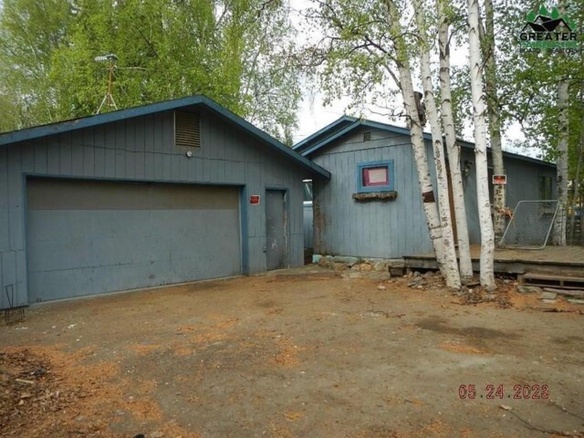 Picture of Home For Sale in North Pole, Alaska, United States