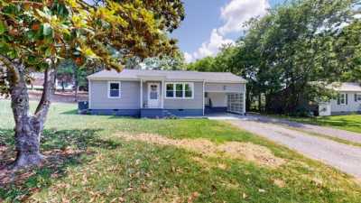 Home For Sale in Shelbyville, Tennessee
