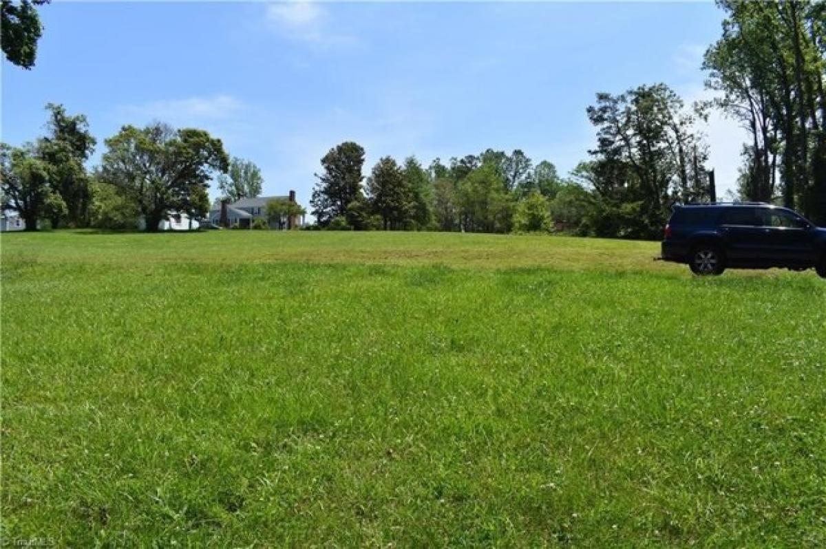 Picture of Residential Land For Sale in Elkin, North Carolina, United States