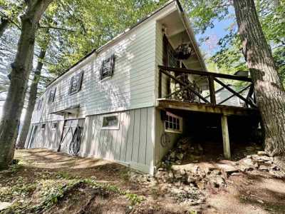 Home For Sale in Nottingham, New Hampshire