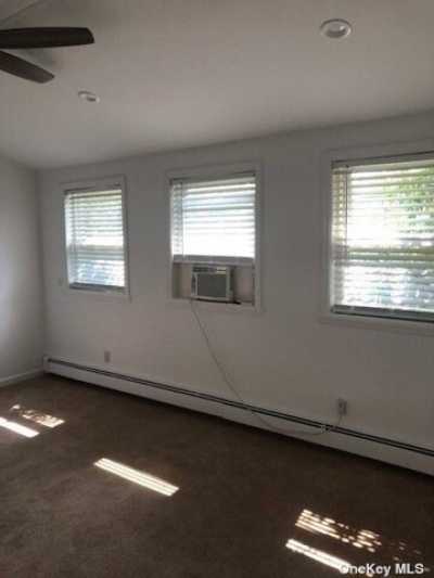 Apartment For Rent in Locust Valley, New York