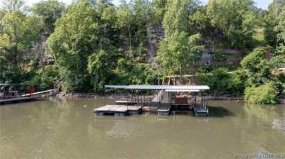 Home For Sale in Edwards, Missouri