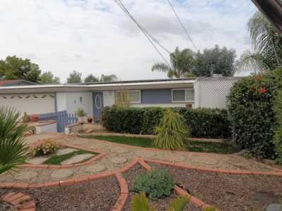 Home For Sale in Vista, California
