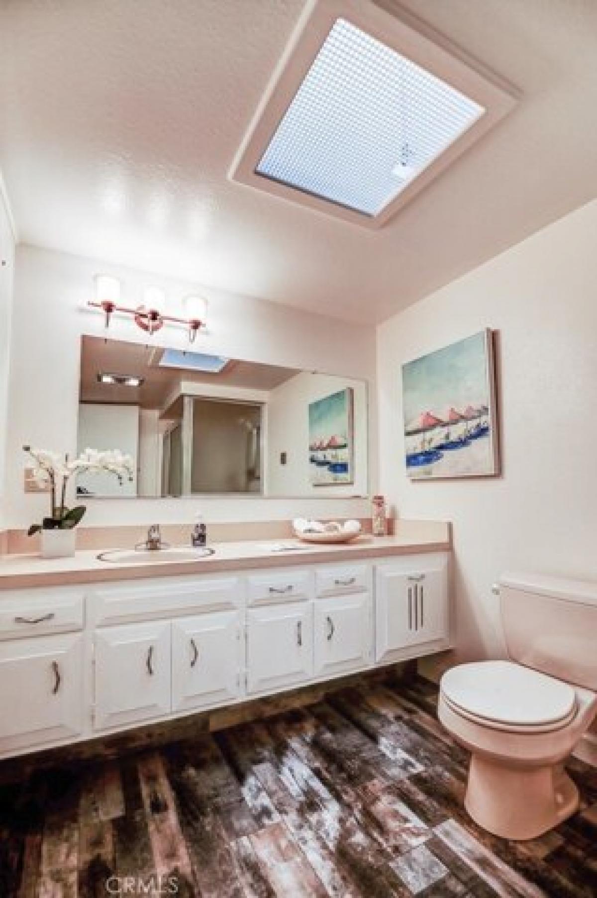 Picture of Home For Sale in Seal Beach, California, United States