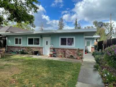 Home For Sale in Redwood City, California