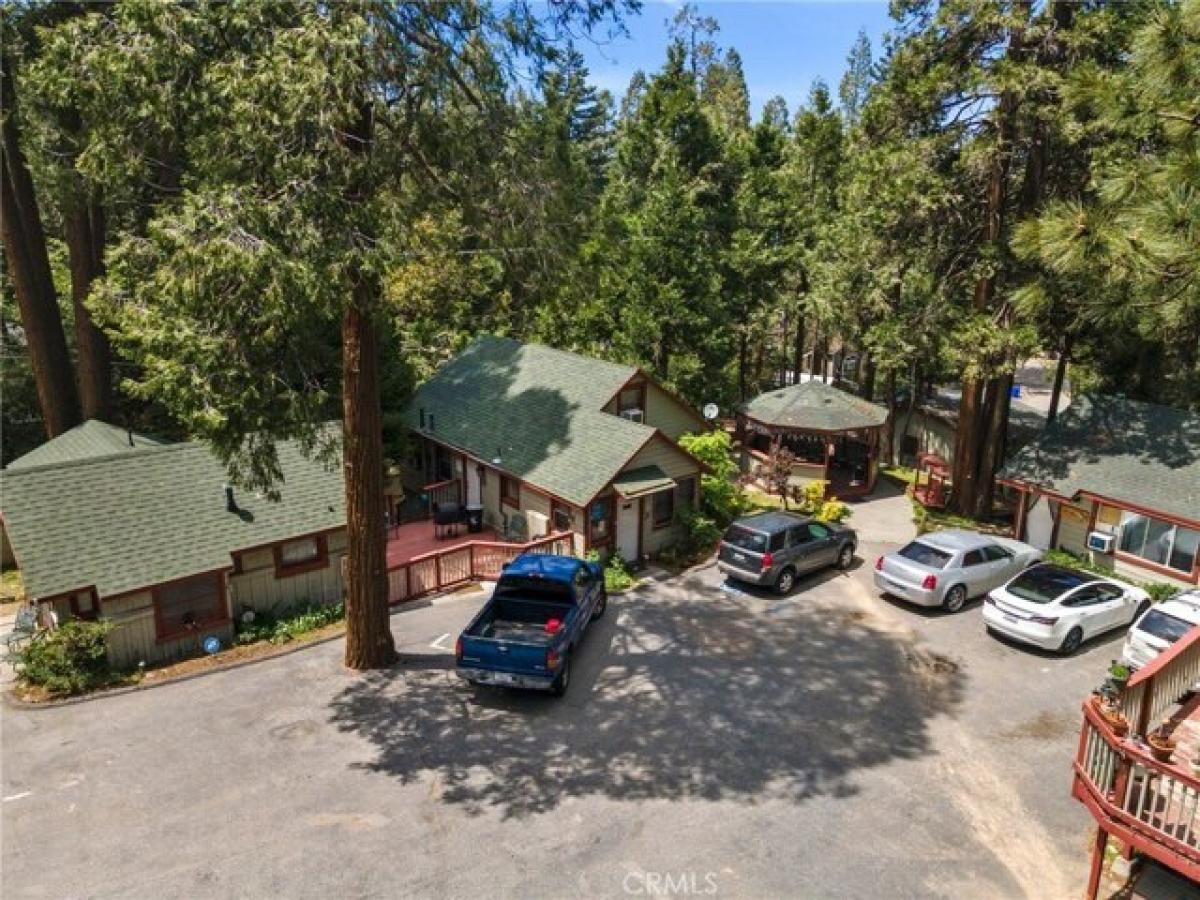 Picture of Home For Sale in Crestline, California, United States