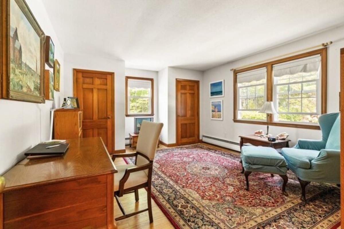 Picture of Home For Sale in Lynnfield, Massachusetts, United States