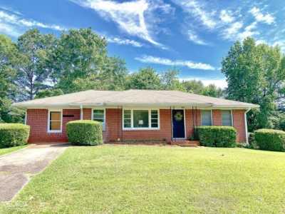 Home For Sale in Stockbridge, Georgia