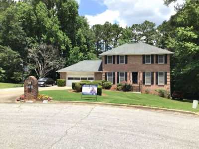 Home For Sale in Riverdale, Georgia