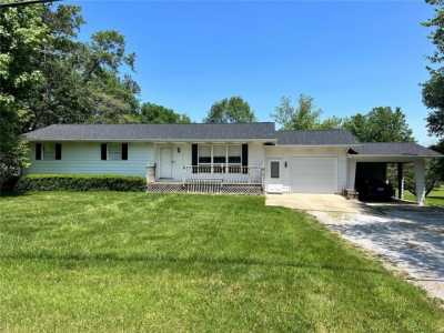 Home For Sale in Smithboro, Illinois