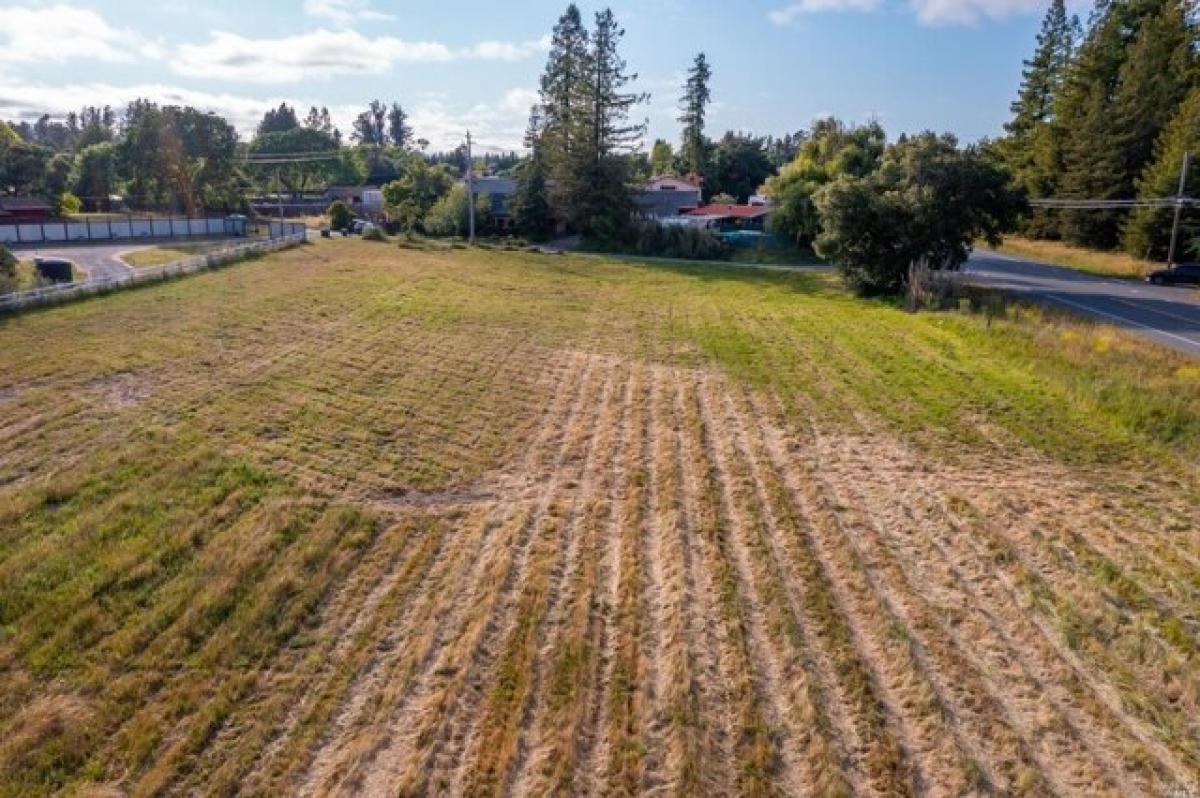 Picture of Residential Land For Sale in Sebastopol, California, United States