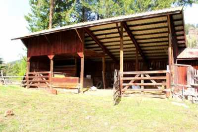 Home For Sale in Kettle Falls, Washington