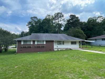 Home For Sale in Ozark, Alabama