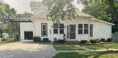 Home For Sale in Arthur, Illinois