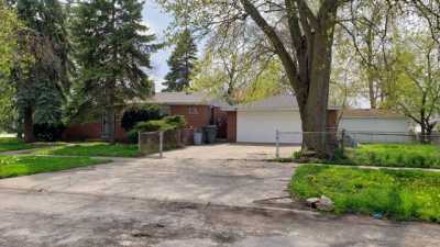 Home For Sale in Markham, Illinois