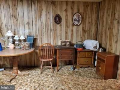 Home For Sale in Fredericktown, Pennsylvania
