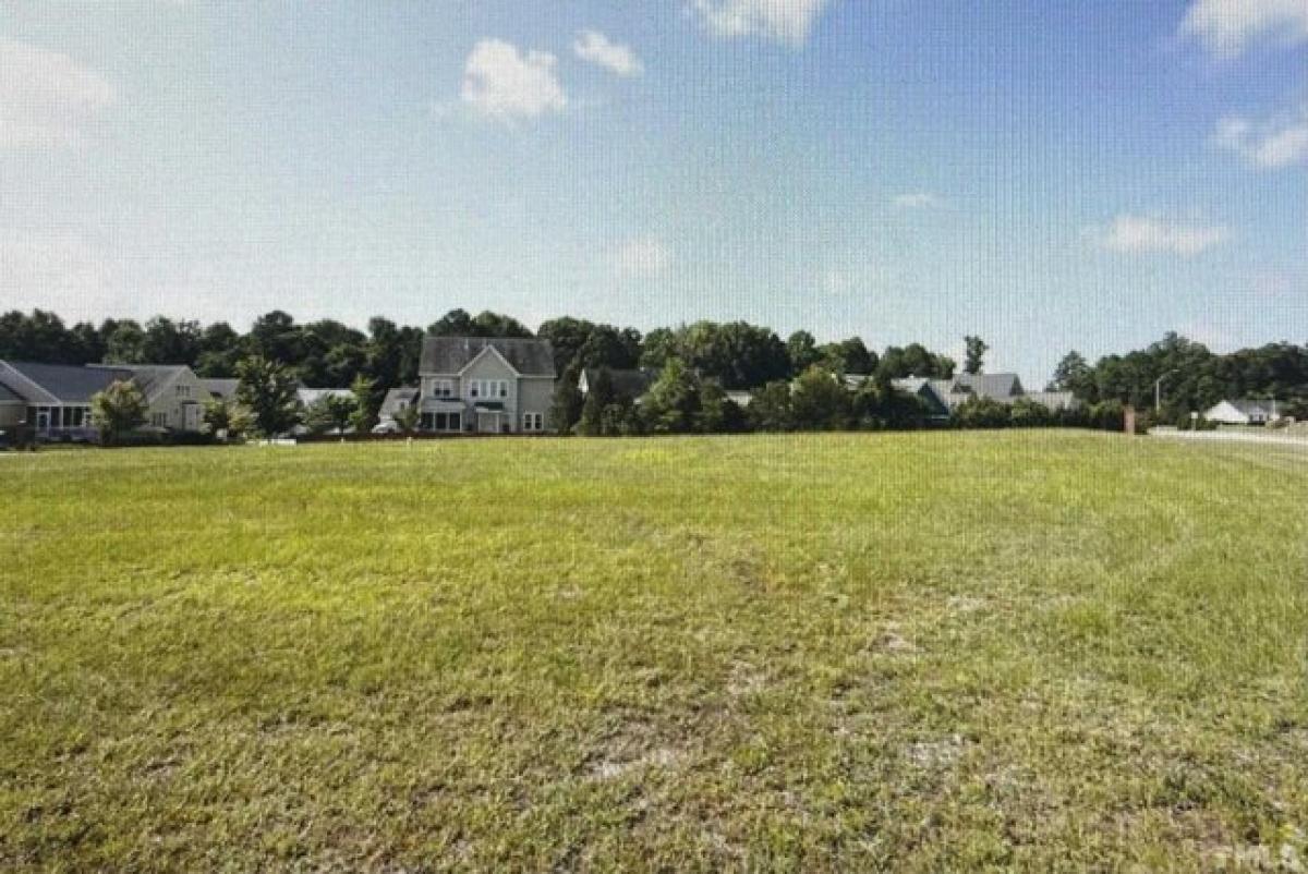 Picture of Residential Land For Sale in Fuquay Varina, North Carolina, United States