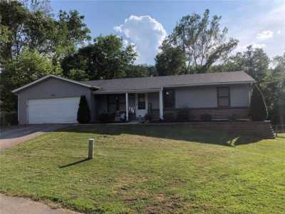 Home For Sale in High Ridge, Missouri