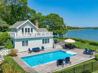 Home For Rent in East Moriches, New York