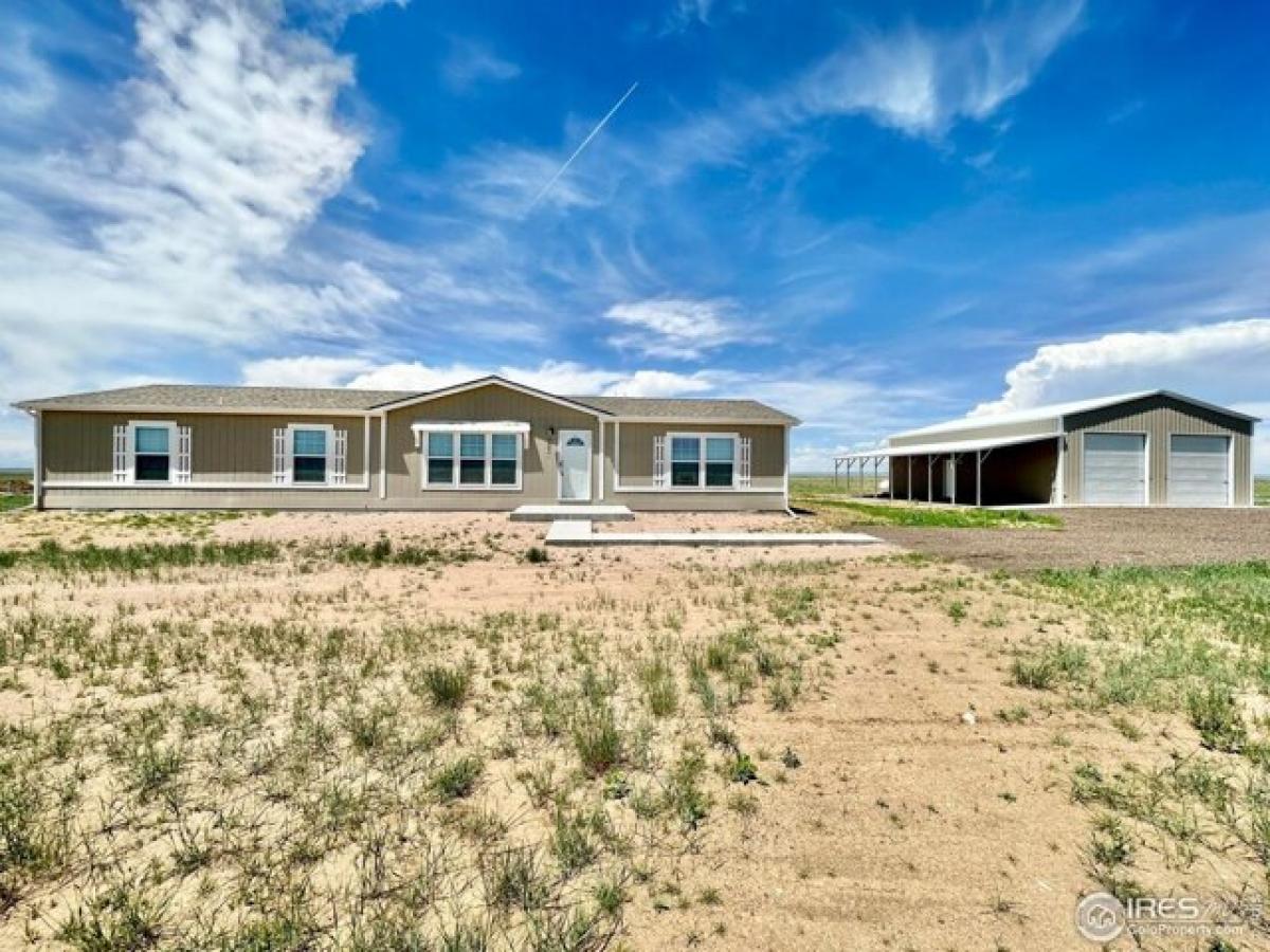 Picture of Home For Sale in Carr, Colorado, United States