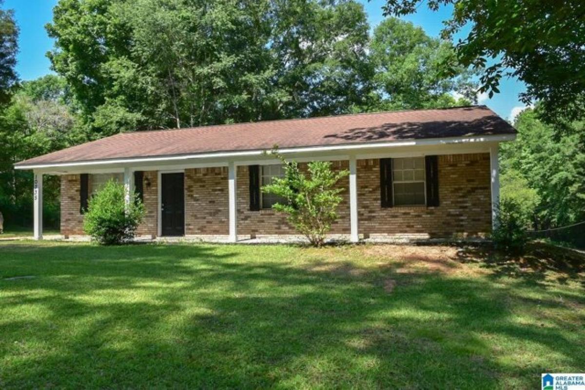 Picture of Home For Sale in Cottondale, Alabama, United States
