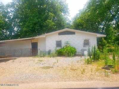 Home For Sale in Belzoni, Mississippi