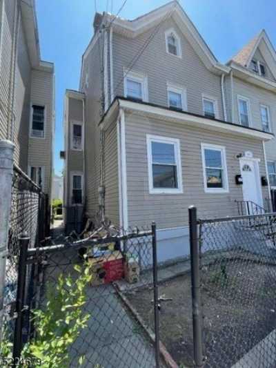 Home For Sale in Paterson, New Jersey
