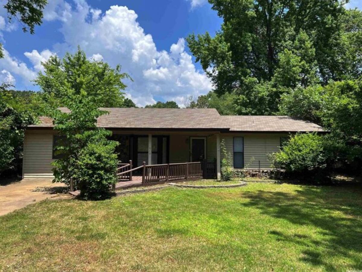 Picture of Home For Sale in Jacksonville, Arkansas, United States