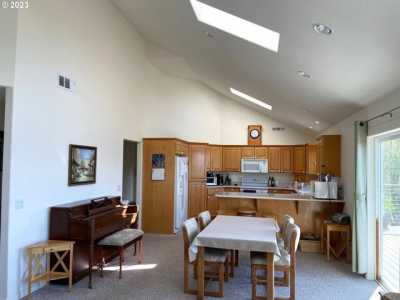 Home For Sale in Brookings, Oregon