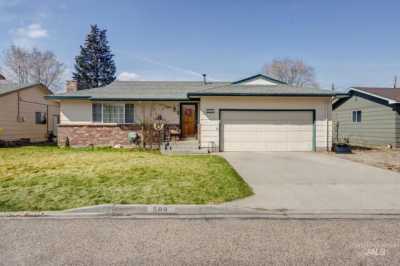 Home For Sale in Ontario, Oregon