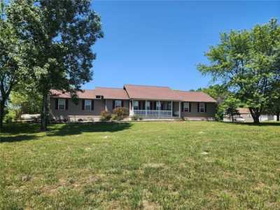 Home For Sale in Farmington, Missouri