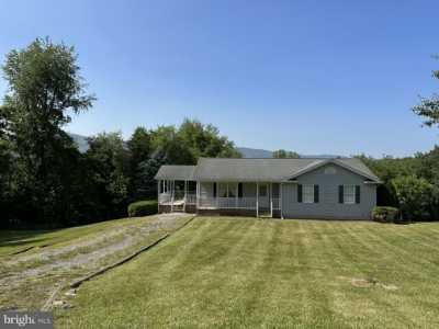 Home For Sale in Luray, Virginia