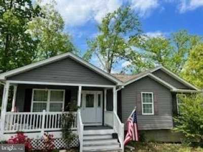 Home For Sale in Lusby, Maryland