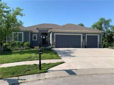Home For Sale in Parkville, Missouri