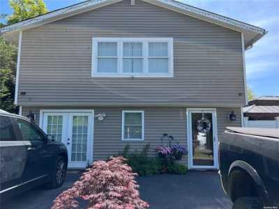 Home For Sale in Shirley, New York