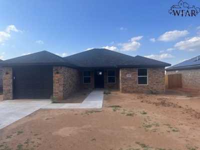 Home For Sale in Electra, Texas