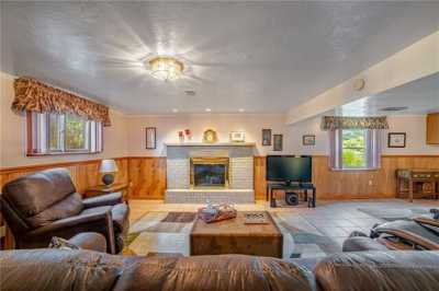 Home For Sale in New Stanton, Pennsylvania