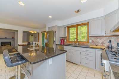 Home For Sale in Clifton Park, New York