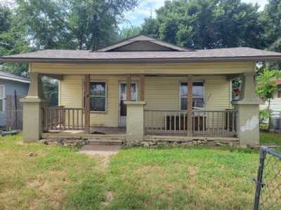 Home For Sale in Arkansas City, Kansas