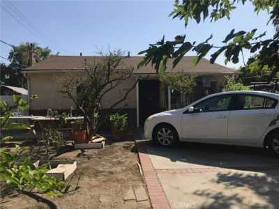 Home For Sale in Pacoima, California