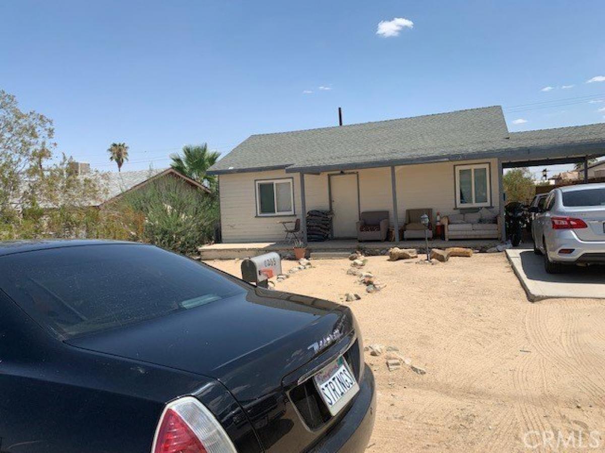 Picture of Home For Sale in Twentynine Palms, California, United States