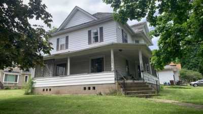 Home For Sale in Ashton, Illinois
