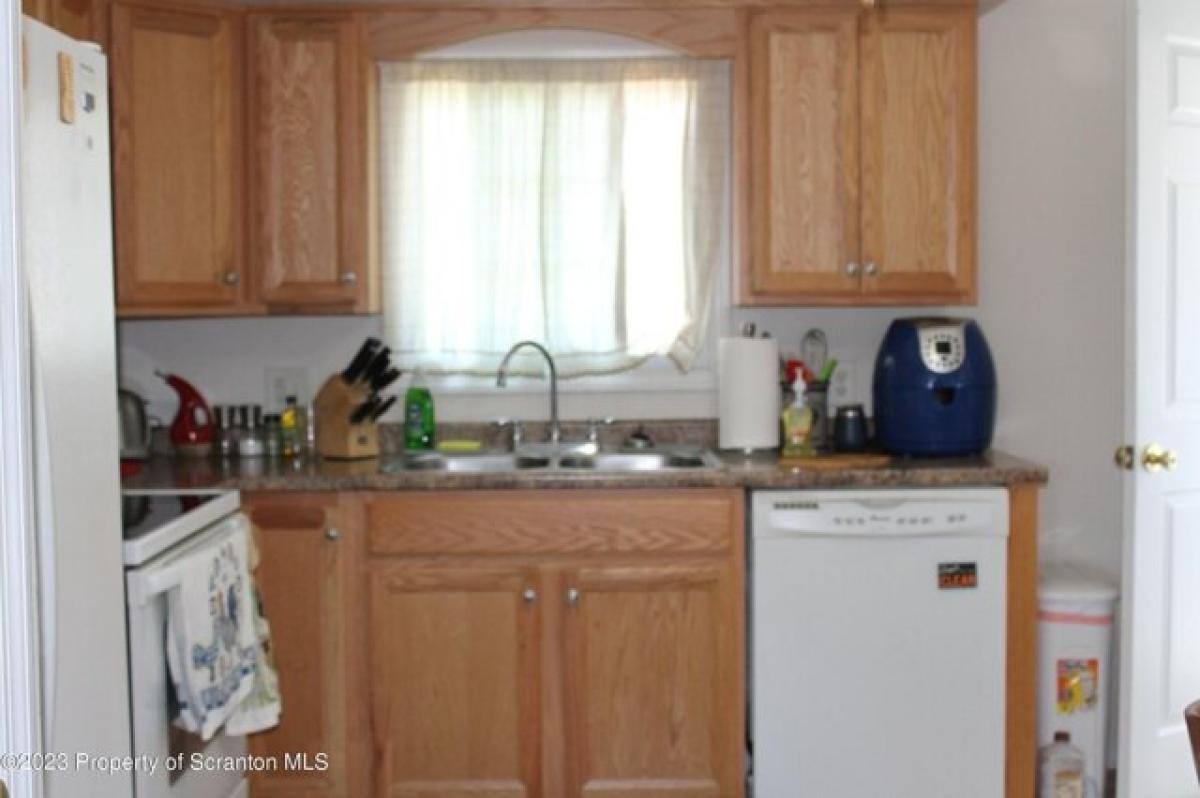 Picture of Home For Sale in Scranton, Pennsylvania, United States
