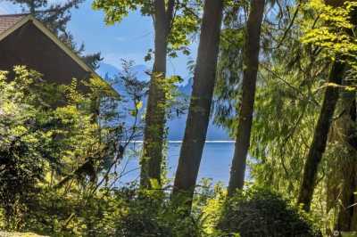 Residential Land For Sale in Bainbridge Island, Washington