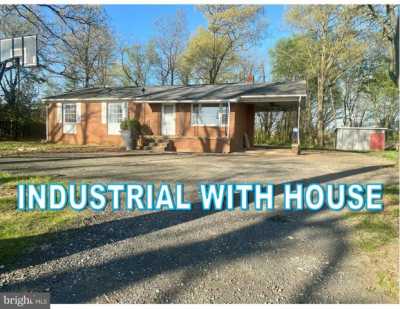 Home For Sale in Midland, Virginia